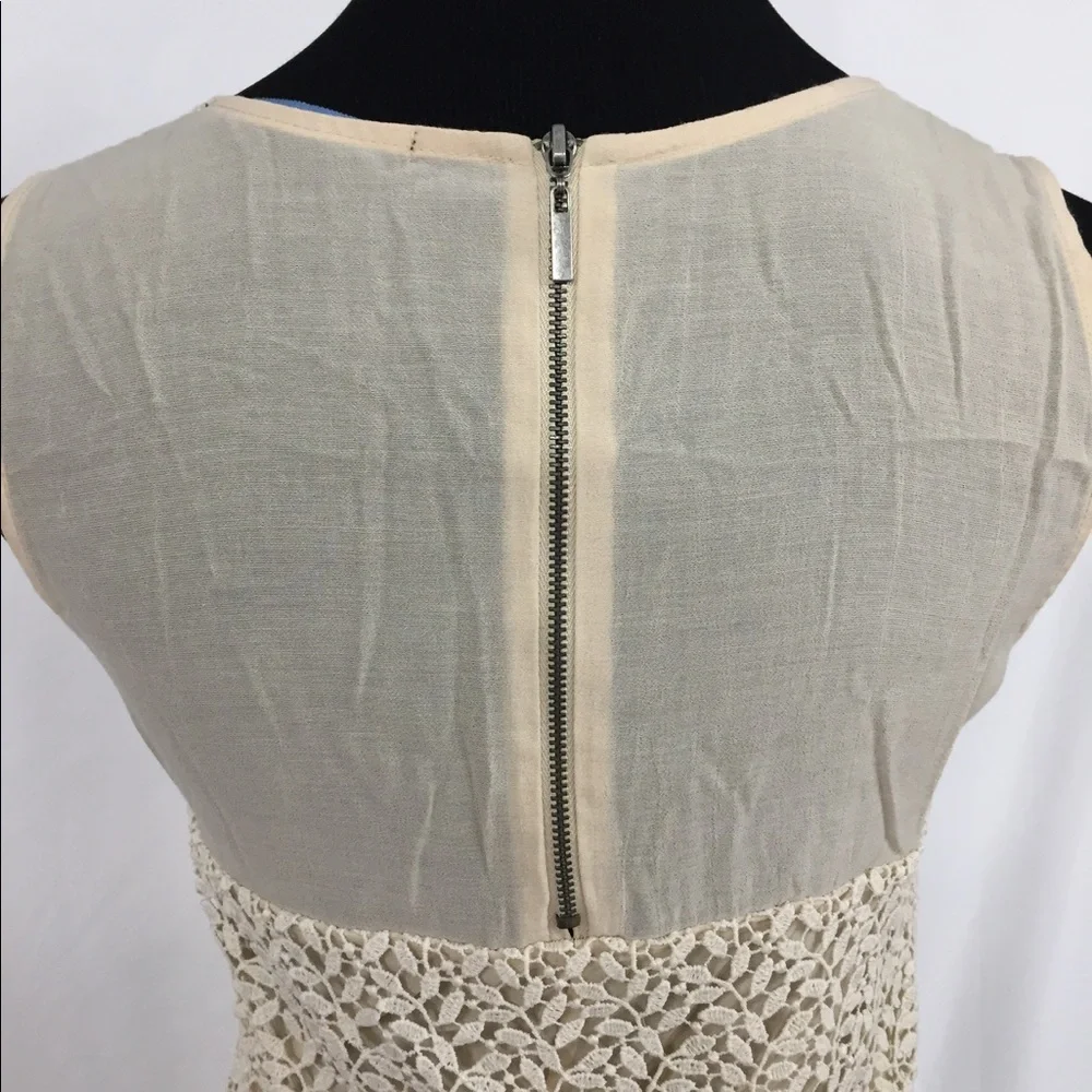 IVORY LACE DRESS‎